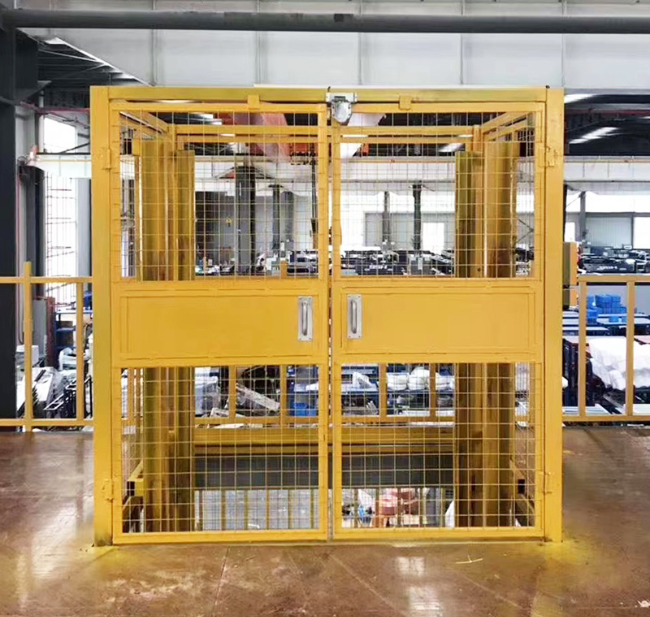 余干智能导轨式升降机亮相