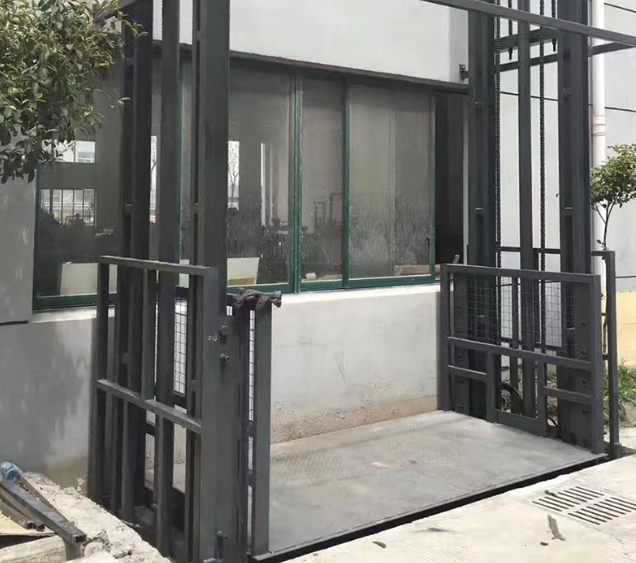 余干导轨式施工升降机助力民生工程提速增效